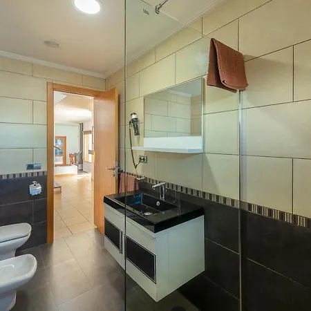 فيلة Ereza Villas Camelot